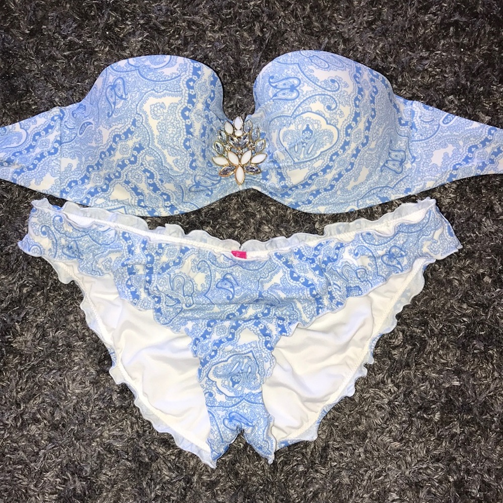 VS bikini